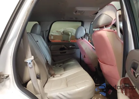 2012 Chevrolet Tahoe Lt из США, поврежденный, VIN 1GNSCBE04CR134344